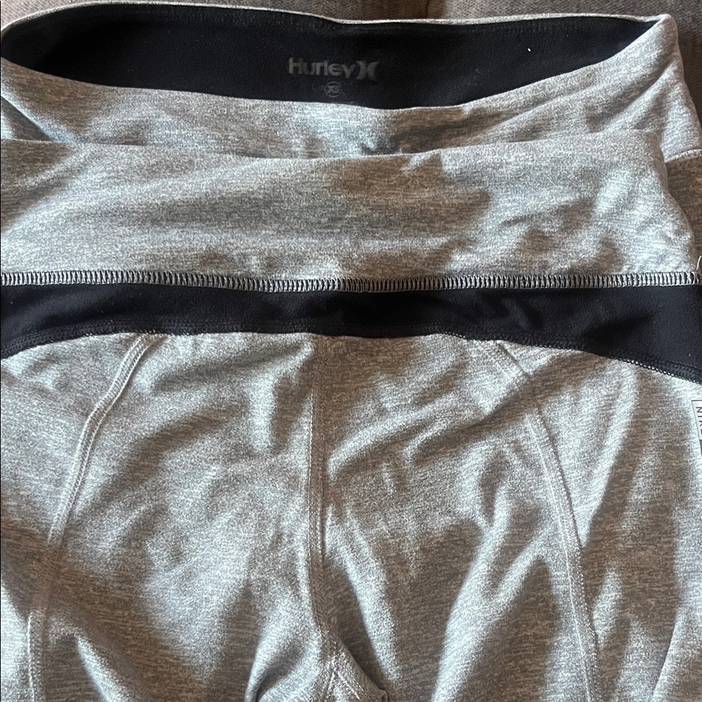EUC set of 2 Hurley Nike Dri-Fit women XS leggings